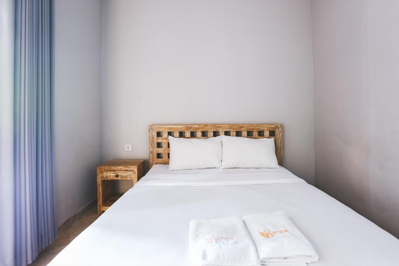 Swan House Canggu Hotel Kültér fotó