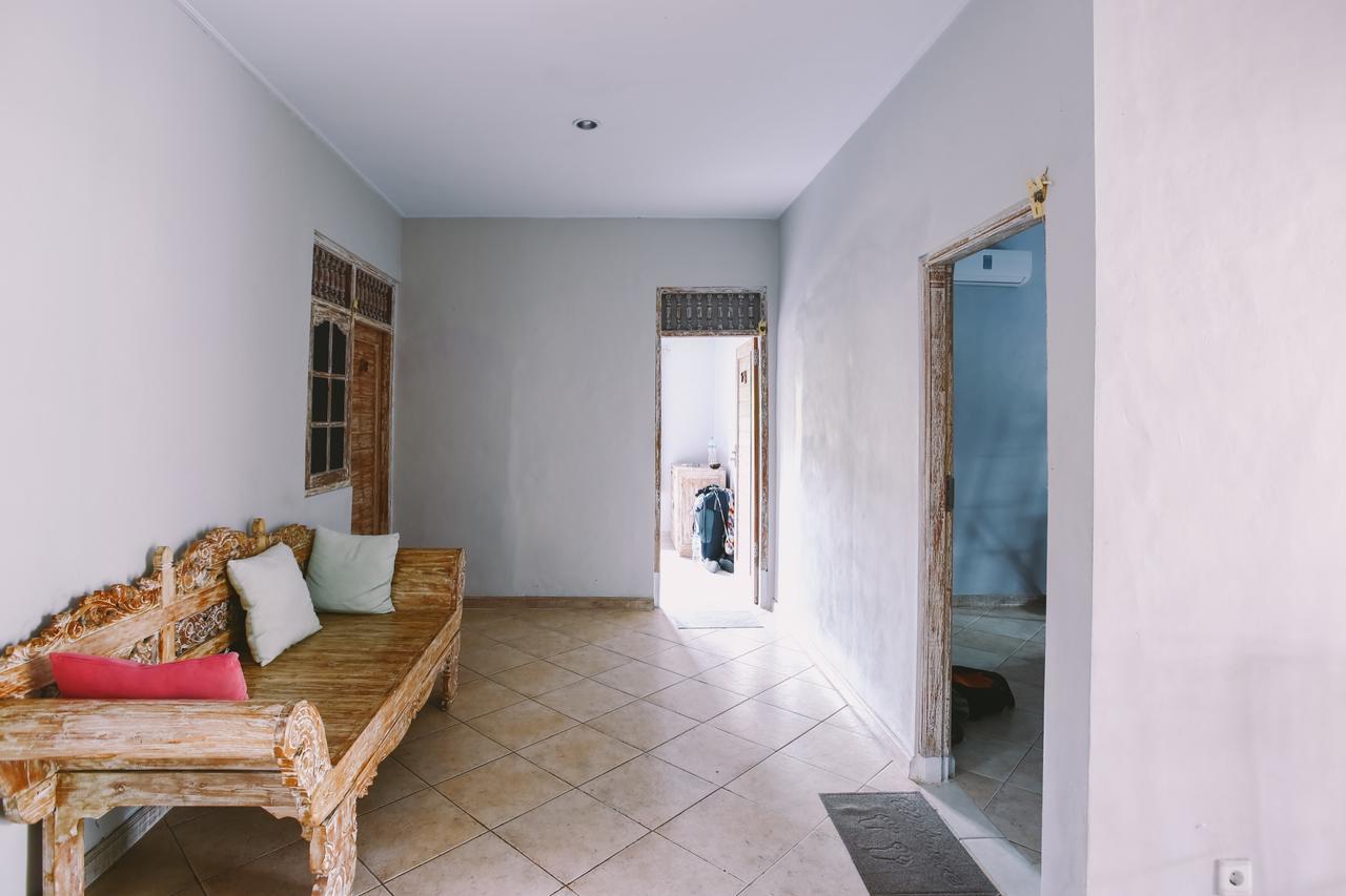 Swan House Canggu Hotel Kültér fotó
