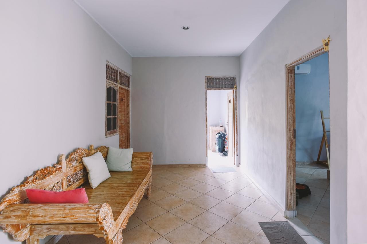 Swan House Canggu Hotel Kültér fotó
