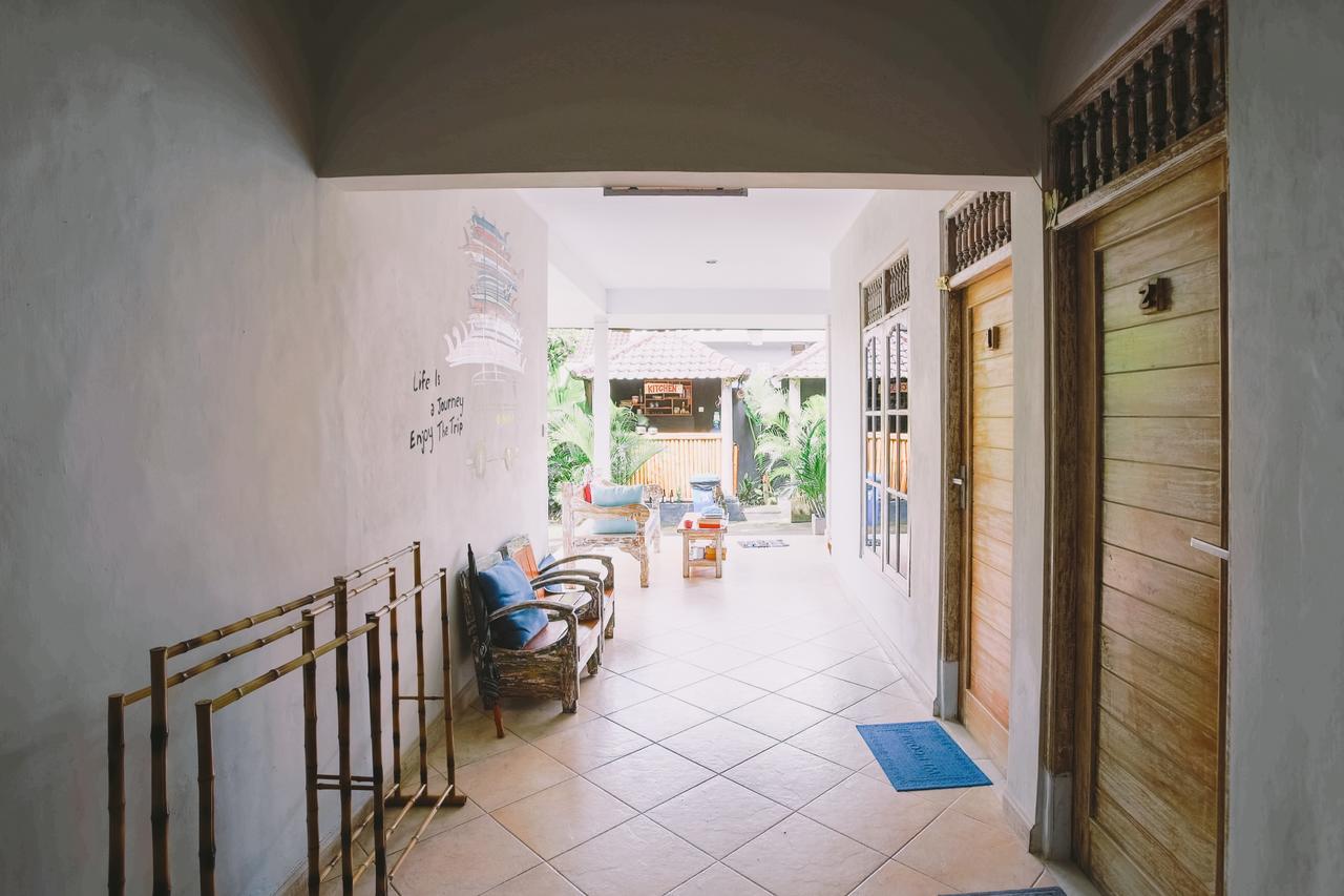 Swan House Canggu Hotel Kültér fotó